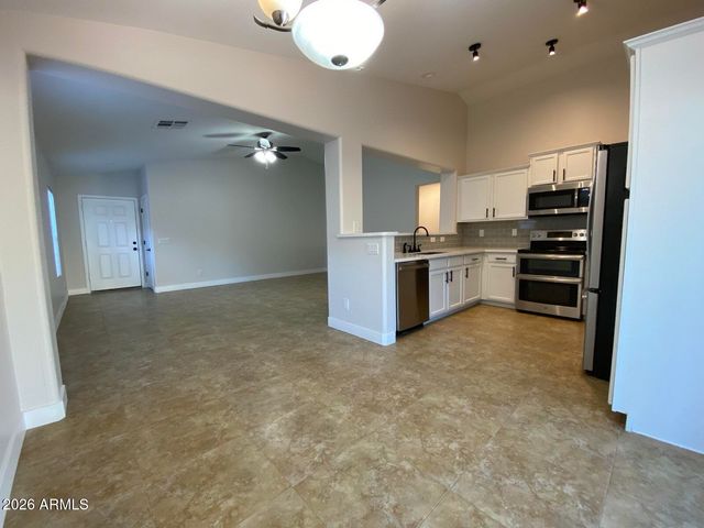 11608 W CAROL Avenue, Youngtown, AZ 85363