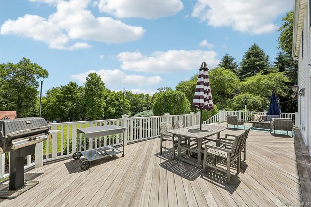 488 Strawtown Road, West Nyack, NY 10994