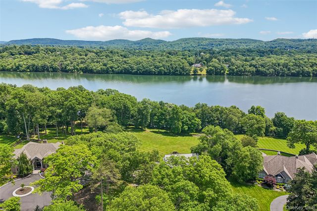 488 Strawtown Road, West Nyack, NY 10994