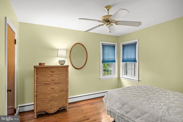 125 RHODE ISLAND AVE, Cherry Hill, NJ 08002