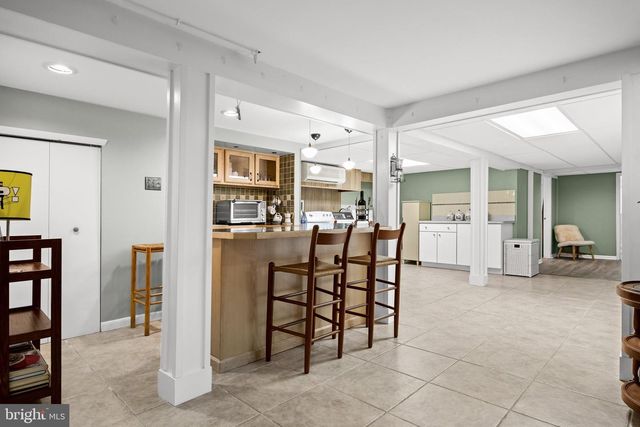 125 RHODE ISLAND AVE, Cherry Hill, NJ 08002