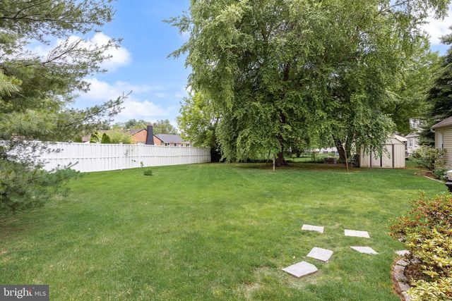 125 RHODE ISLAND AVE, Cherry Hill, NJ 08002