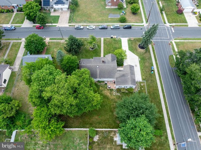 125 RHODE ISLAND AVE, Cherry Hill, NJ 08002