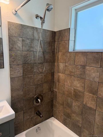 3542 Wawona Dr, San Diego, CA 92106