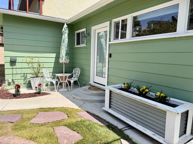 3542 Wawona Dr, San Diego, CA 92106