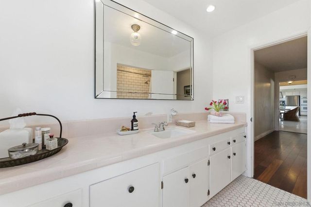 4171 Conrad Dr, Spring Valley, CA 91977