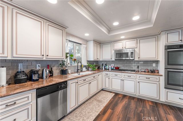 5641 Hickory Street, Palmdale, CA 93551