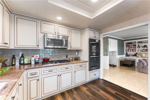 5641 Hickory Street, Palmdale, CA 93551