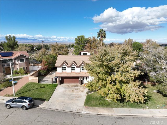 5641 Hickory Street, Palmdale, CA 93551