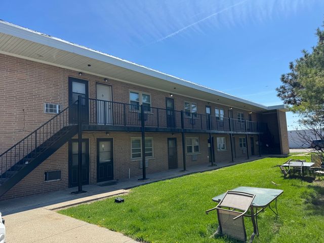5508 W 55th Street 1, Chicago, IL 60638
