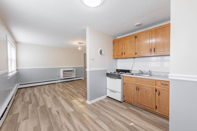 5508 W 55th Street 1, Chicago, IL 60638