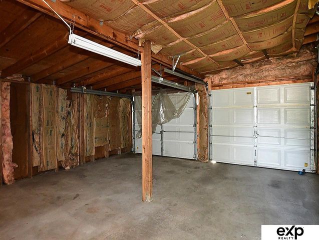 1514 N 70 Avenue, Omaha, NE 68104