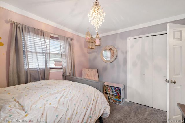 17121 Wilson Avenue, Eastpointe, MI 48021