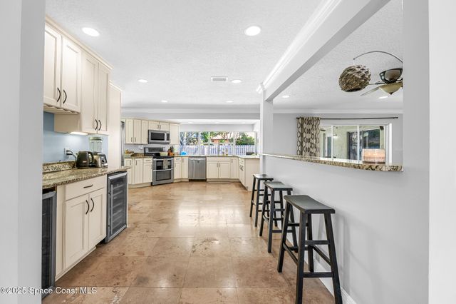 430 Rio Lane, Indialantic, FL 32903