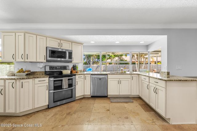 430 Rio Lane, Indialantic, FL 32903