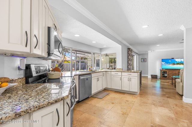 430 Rio Lane, Indialantic, FL 32903