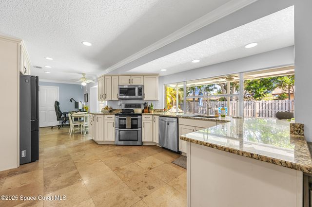 430 Rio Lane, Indialantic, FL 32903