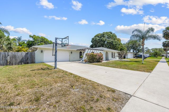 430 Rio Lane, Indialantic, FL 32903