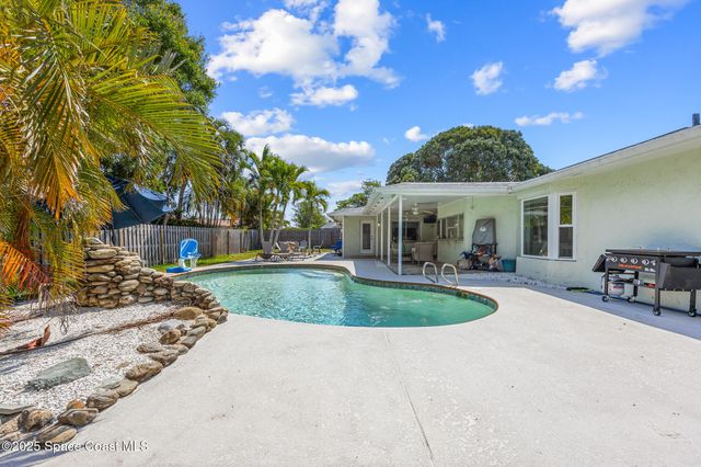 430 Rio Lane, Indialantic, FL 32903