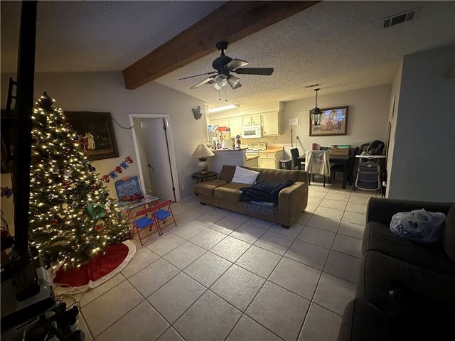 628 San Mario Court, College Station, TX 77845
