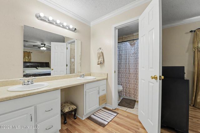 2137 Sandalwood Place, Gautier, MS 39553