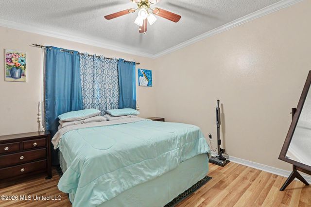 2137 Sandalwood Place, Gautier, MS 39553