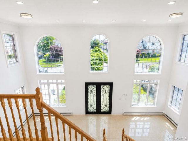 20411 38th Avenue, Bayside, NY 11361