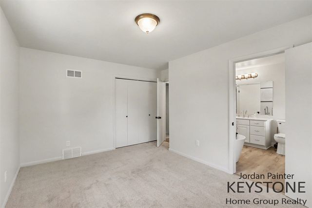 6980 Duncan Avenue, Kalamazoo, MI 49048