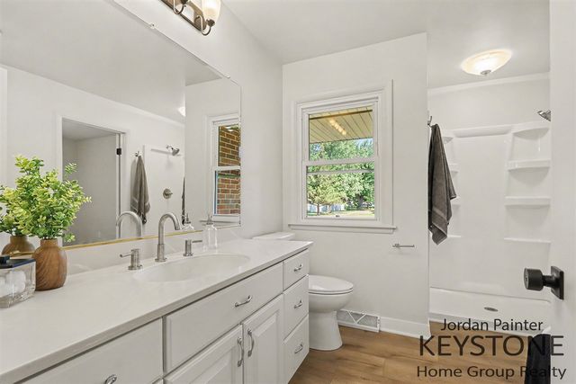 6980 Duncan Avenue, Kalamazoo, MI 49048