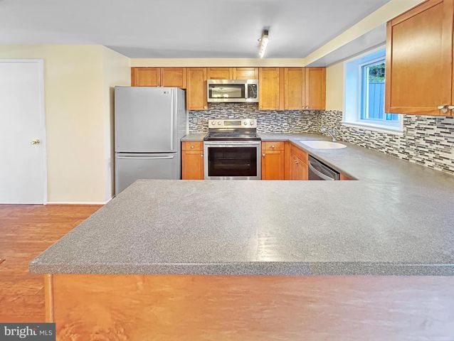 14423 PEBBLE HILL LN, North Potomac, MD 20878