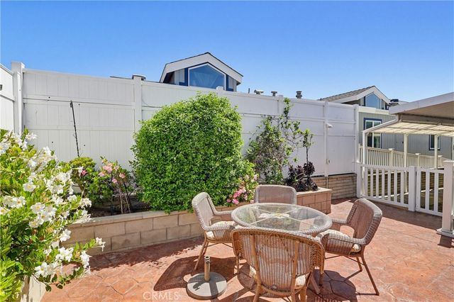 2275 W 25th 222, San Pedro, CA 90732