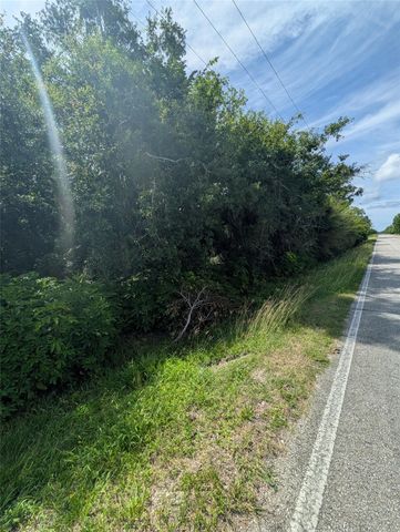 000 Bay Court, Brazoria, TX 77422