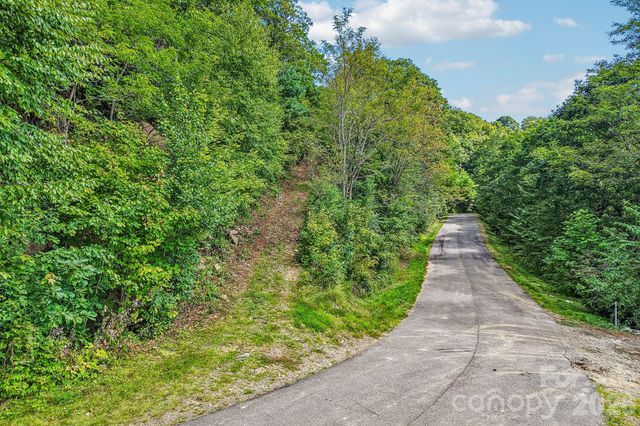 G6 Ataya Trail, Maggie Valley, NC 28751