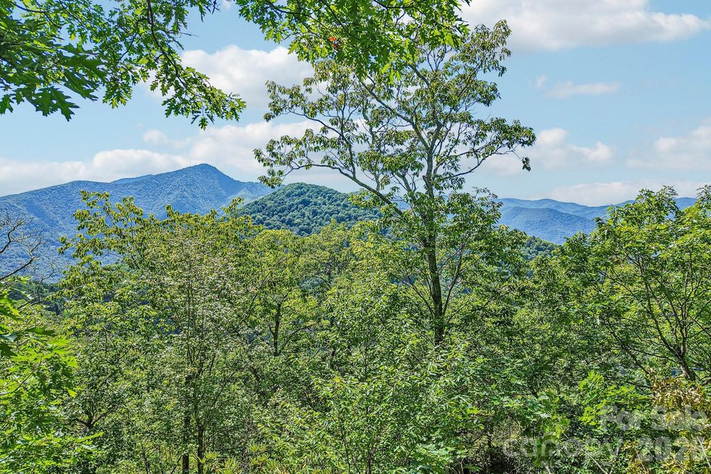 G6 Ataya Trail, Maggie Valley, NC 28751