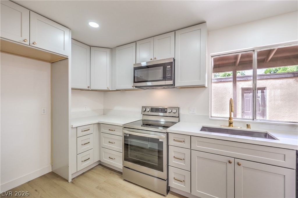 513 Starfire Place, Las Vegas, NV 89107 — exterior