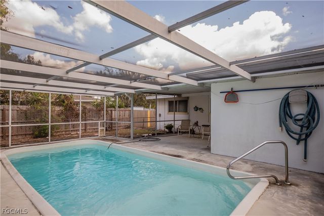 1758 Woodlawn AVE, Fort Myers, FL 33901