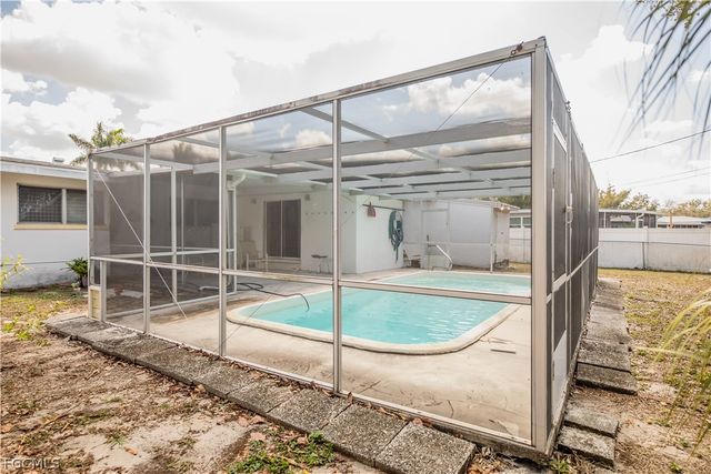 1758 Woodlawn AVE, Fort Myers, FL 33901