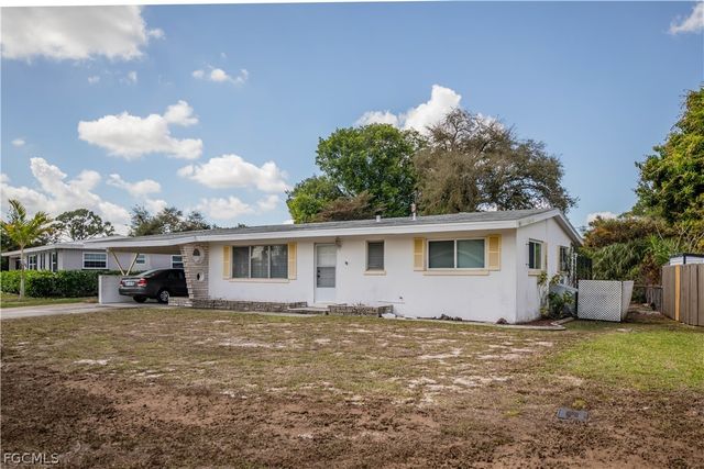 1758 Woodlawn AVE, Fort Myers, FL 33901