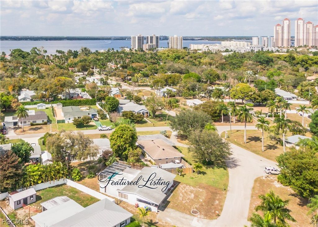 1758 Woodlawn AVE, Fort Myers, FL 33901