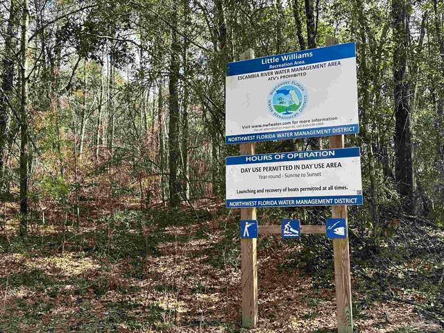 400 BLK N Century Blvd, Mcdavid, FL 32568