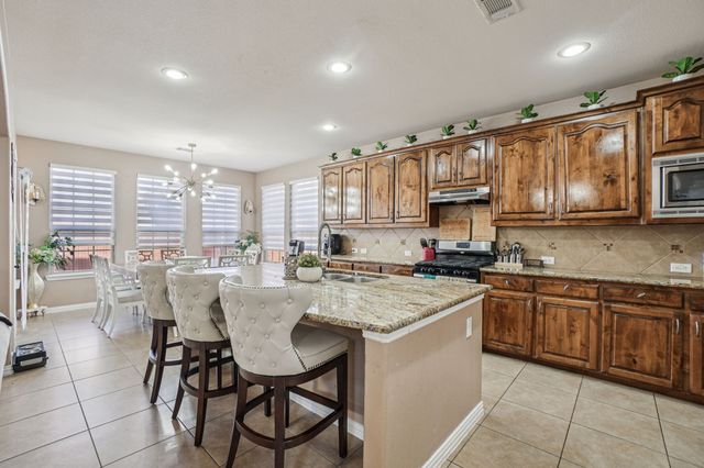 317 Eastland Drive, Lewisville, TX 75056