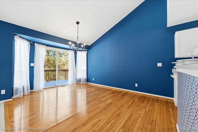 3895 Arbor Drive, Auburn Hills, MI 48326