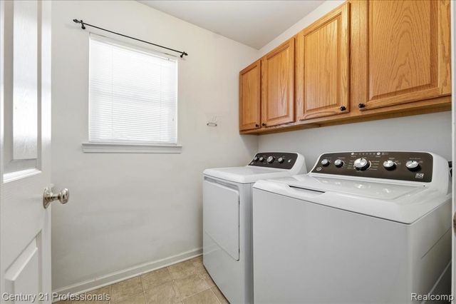 3895 Arbor Drive, Auburn Hills, MI 48326