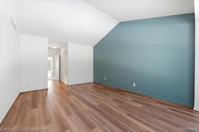 3895 Arbor Drive, Auburn Hills, MI 48326