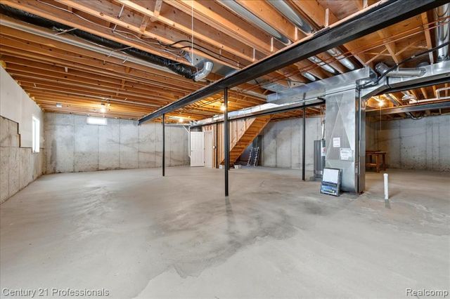 3895 Arbor Drive, Auburn Hills, MI 48326