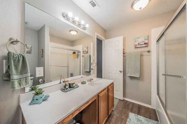 2322 Wilmette Drive, Arlington, TX 76018