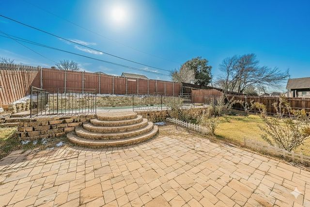 2322 Wilmette Drive, Arlington, TX 76018