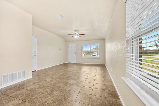 917 Brookview DR, Copperas Cove, TX 76522