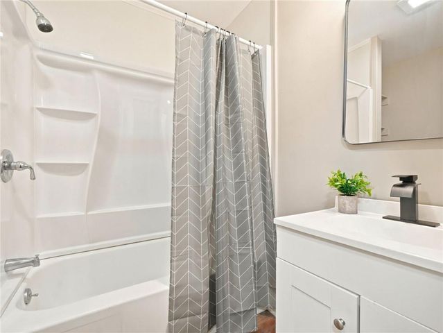 165 Cherokee Avenue, Nelson, GA 30151