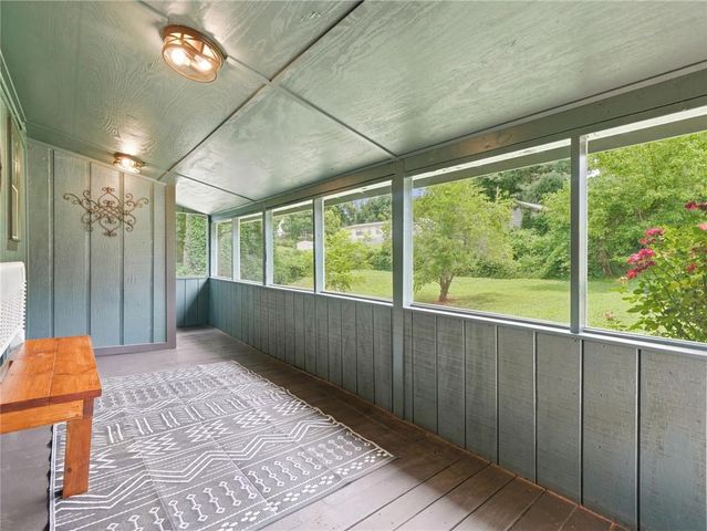 165 Cherokee Avenue, Nelson, GA 30151